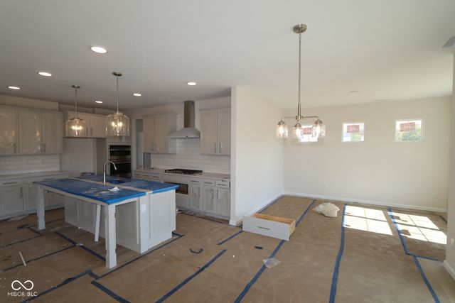 9051 Ambassador Street, Mccordsville, IN 46055