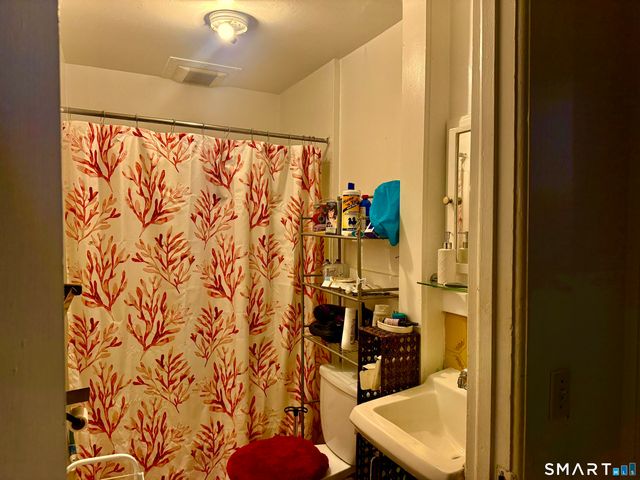 265 Washington Street, Norwich, CT 06360
