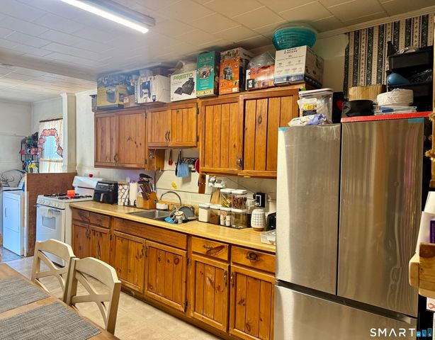 265 Washington Street, Norwich, CT 06360