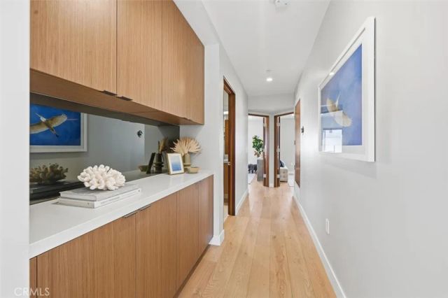 959 5th Street A, Hermosa Beach, CA 90254