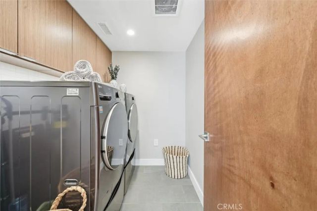 959 5th Street A, Hermosa Beach, CA 90254