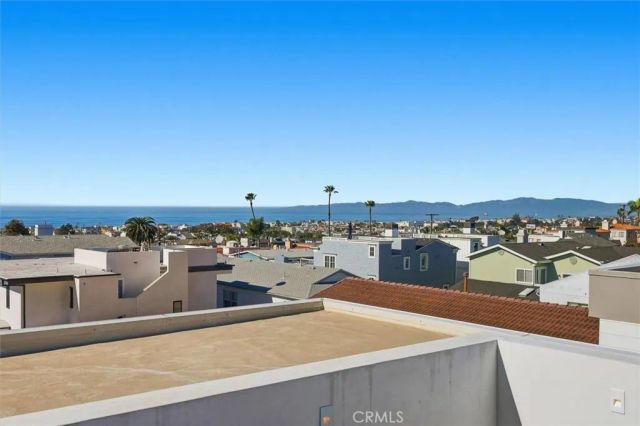 959 5th Street A, Hermosa Beach, CA 90254