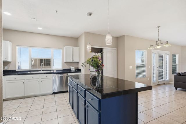 1081 W 1st Street 10, Tempe, AZ 85281
