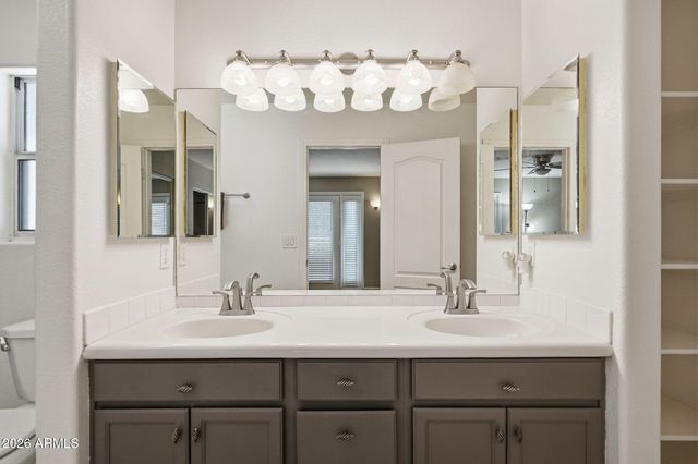 1081 W 1st Street 10, Tempe, AZ 85281