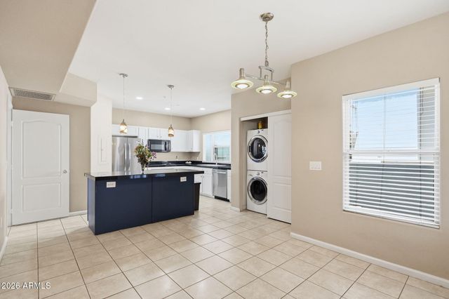 1081 W 1st Street 10, Tempe, AZ 85281