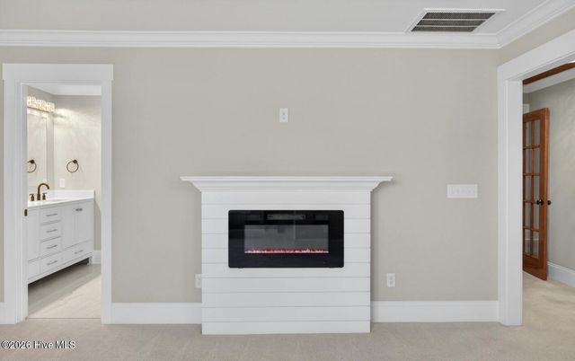 404 S Bodenheimer Street, Saint Helena, NC 28425