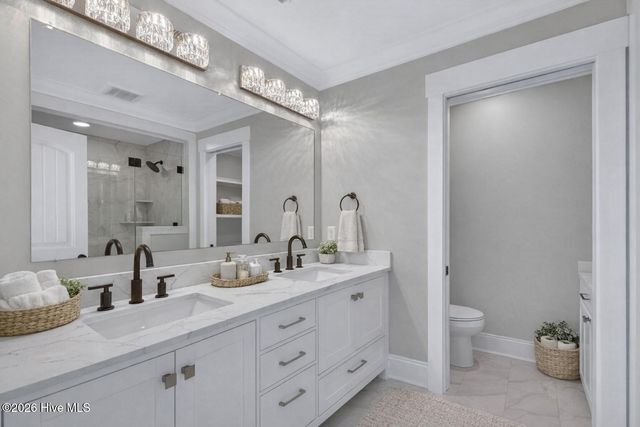 404 S Bodenheimer Street, Saint Helena, NC 28425