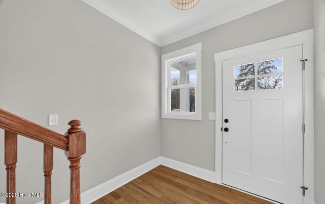 404 S Bodenheimer Street, Saint Helena, NC 28425
