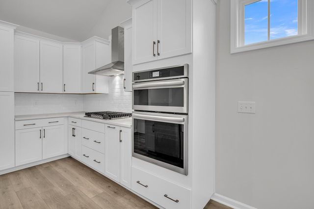 812 Abbey Gardens Lane, Moncks Corner, SC 29461