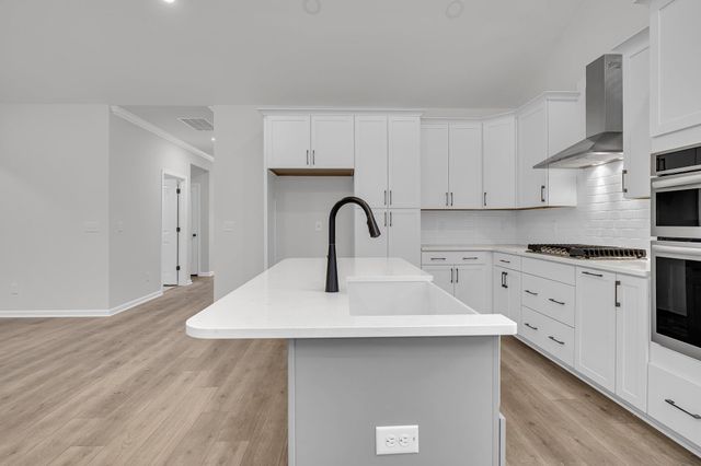 812 Abbey Gardens Lane, Moncks Corner, SC 29461