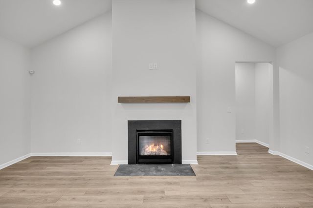 812 Abbey Gardens Lane, Moncks Corner, SC 29461