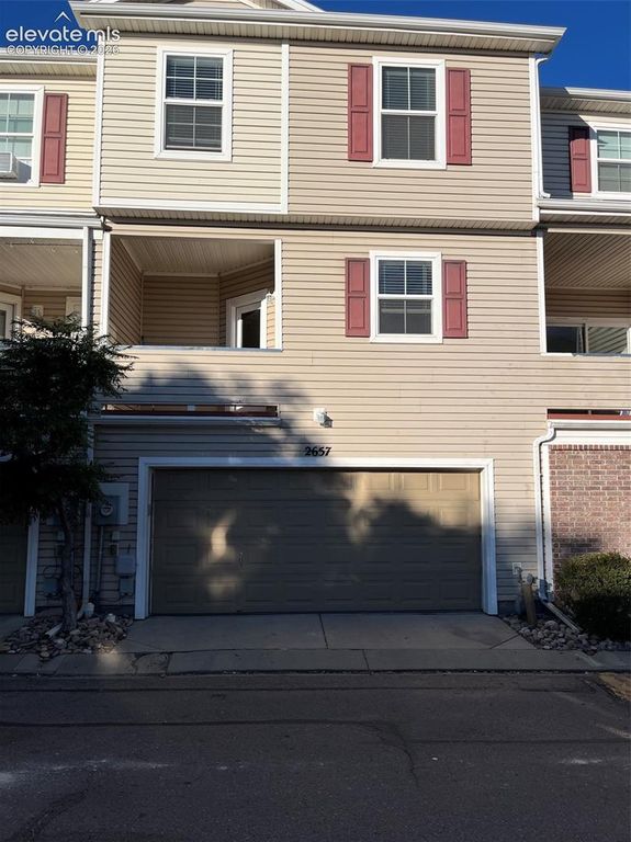 2657 STONECROP RIDGE Grove, Colorado Springs, CO 80910 — photo 2