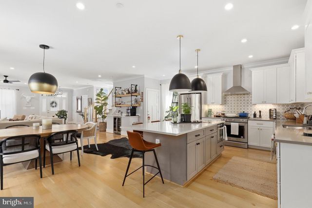 907 MAPLE AVE, Rockville, MD 20851