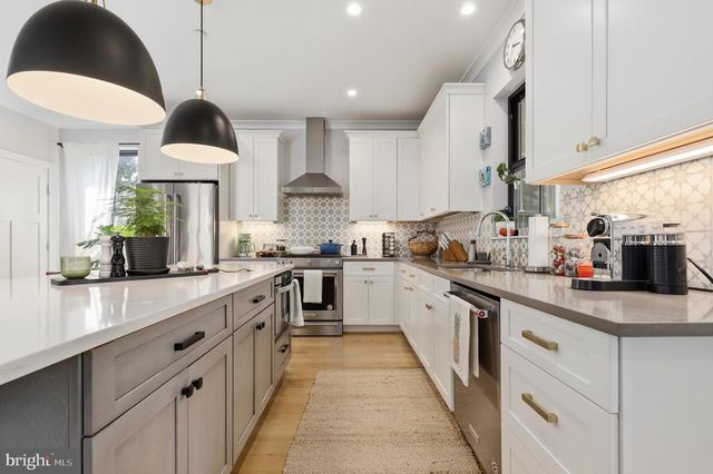 907 MAPLE AVE, Rockville, MD 20851