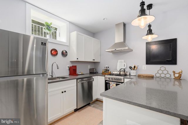 907 MAPLE AVE, Rockville, MD 20851