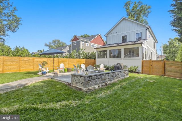 907 MAPLE AVE, Rockville, MD 20851