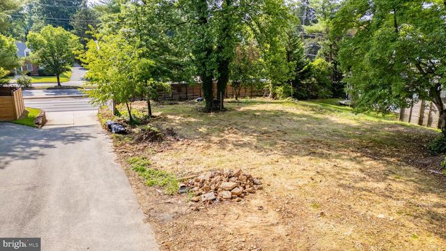 907 MAPLE AVE, Rockville, MD 20851