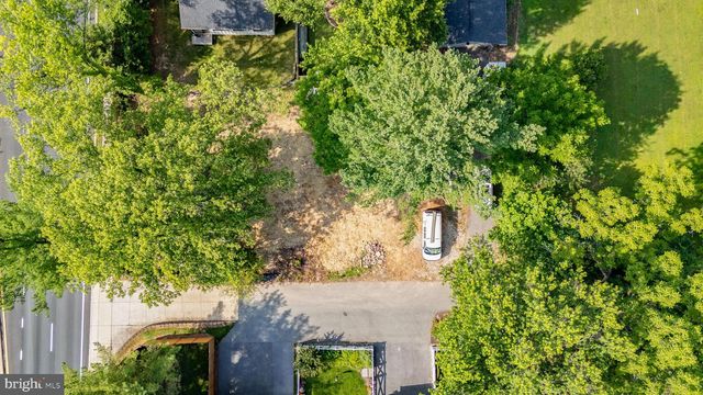 907 MAPLE AVE, Rockville, MD 20851