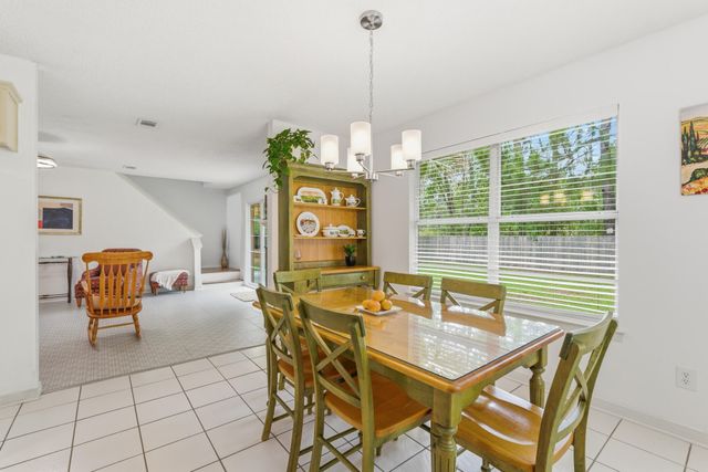 2284 Prytania Circle, Navarre, FL 32566