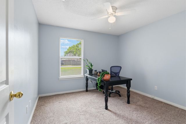 2284 Prytania Circle, Navarre, FL 32566