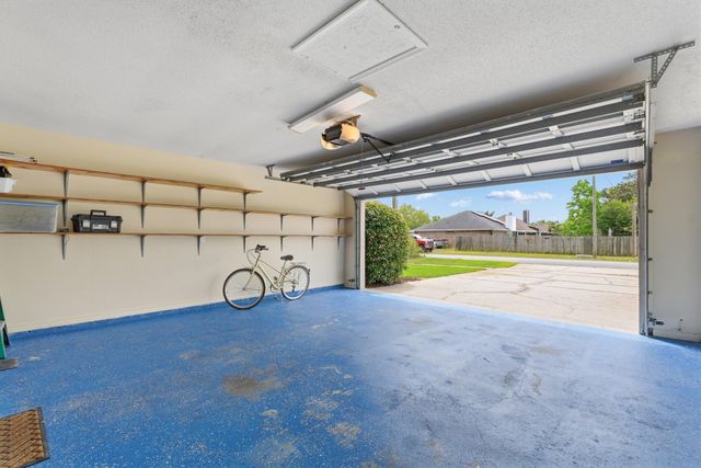 2284 Prytania Circle, Navarre, FL 32566