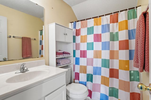 2284 Prytania Circle, Navarre, FL 32566