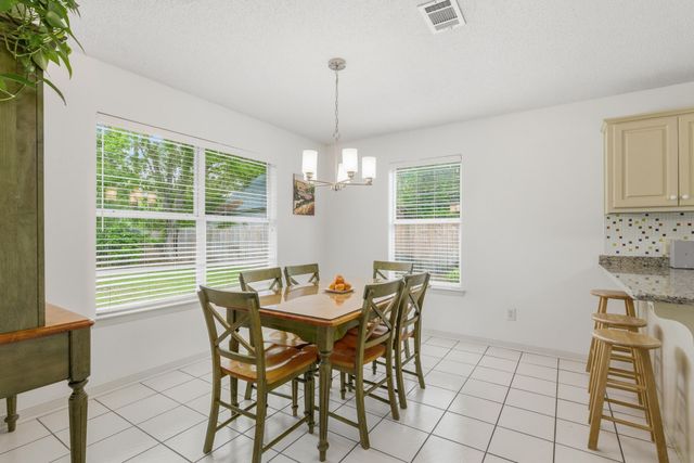 2284 Prytania Circle, Navarre, FL 32566