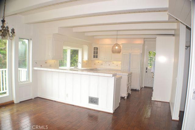 490 Diamond Street, Laguna Beach, CA 92651