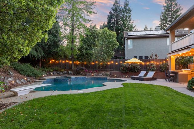 9801 Bramhall Ct, Granite Bay, CA 95746