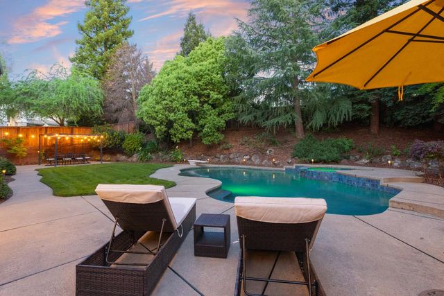 9801 Bramhall Ct, Granite Bay, CA 95746