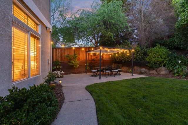 9801 Bramhall Ct, Granite Bay, CA 95746