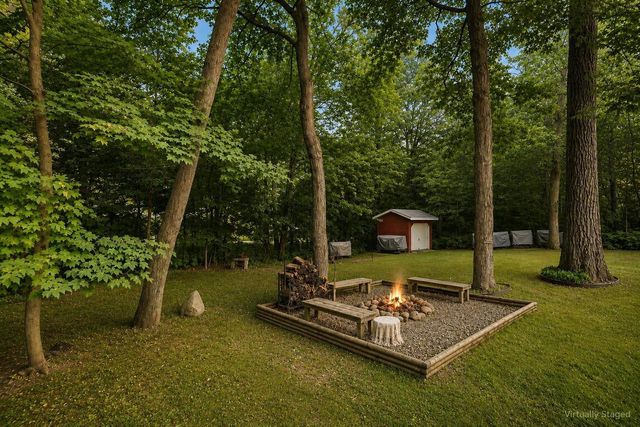N31W22210 Green Road, Waukesha, WI 53186