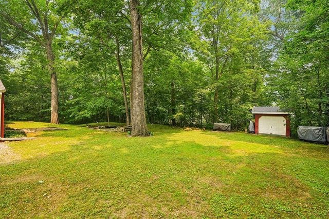 N31W22210 Green Road, Waukesha, WI 53186