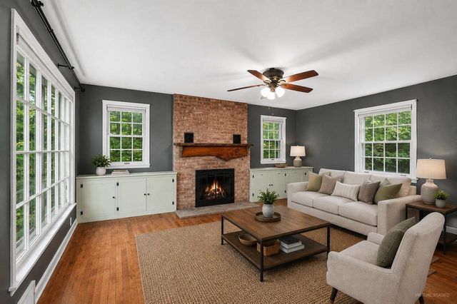 N31W22210 Green Road, Waukesha, WI 53186