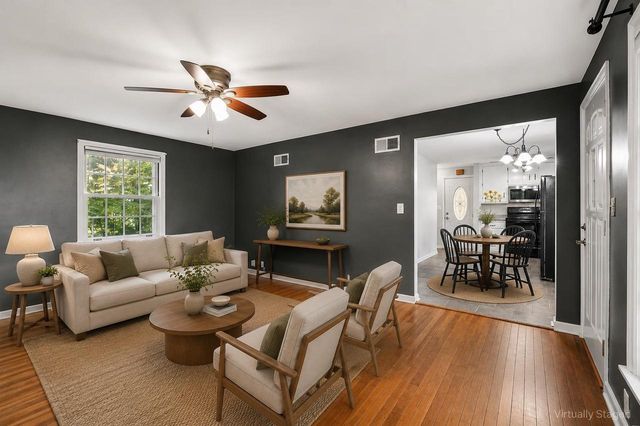 N31W22210 Green Road, Waukesha, WI 53186