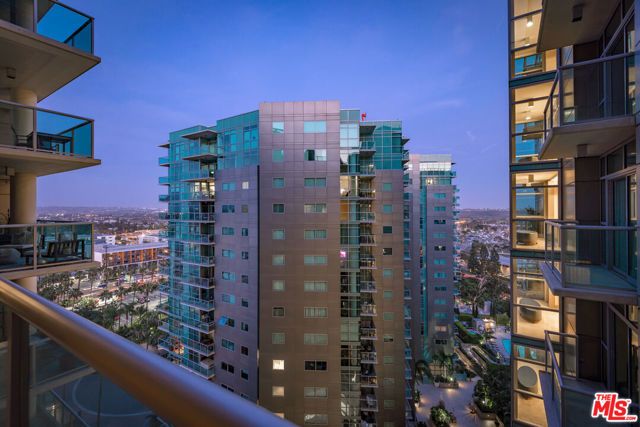 13700 Marina Pointe Drive 1426, Marina Del Rey, CA 90292