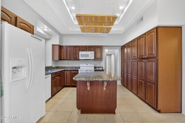 20618 N 142ND Avenue, Sun City West, AZ 85375