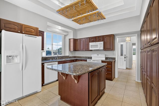 20618 N 142ND Avenue, Sun City West, AZ 85375