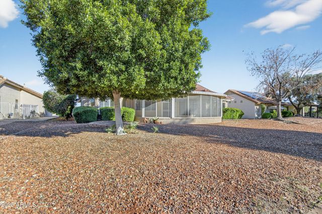 20618 N 142ND Avenue, Sun City West, AZ 85375