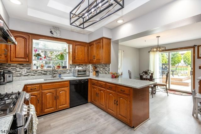 200 Washington Ave, Clifton City, NJ 07011