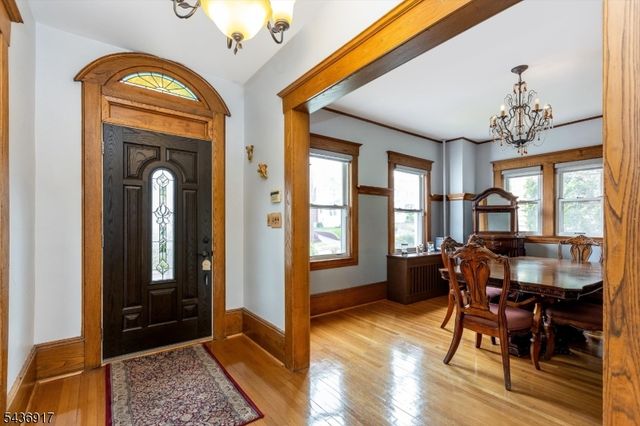 200 Washington Ave, Clifton City, NJ 07011