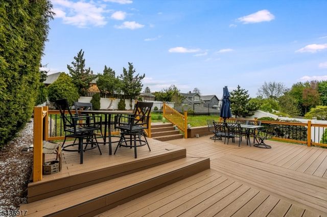 200 Washington Ave, Clifton City, NJ 07011