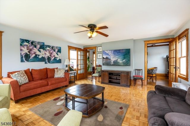 200 Washington Ave, Clifton City, NJ 07011