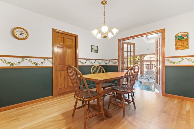 4 Stratford Ln, Easton, MA 02356