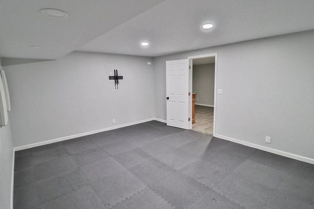 600 E Allen St, Valley Center, KS 67147