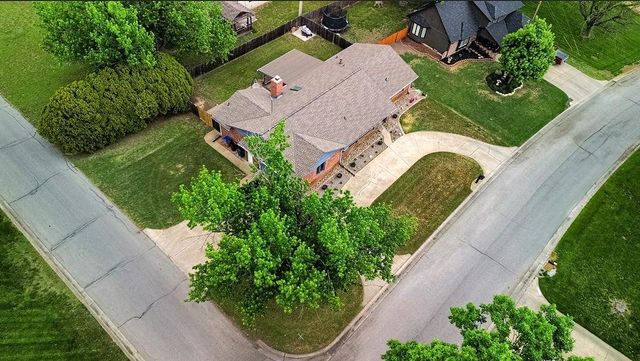 600 E Allen St, Valley Center, KS 67147