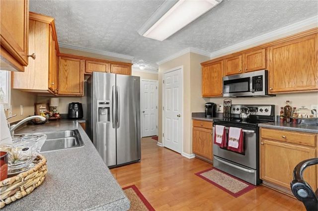 5769 Fairington Farms Court, Lithonia, GA 30038