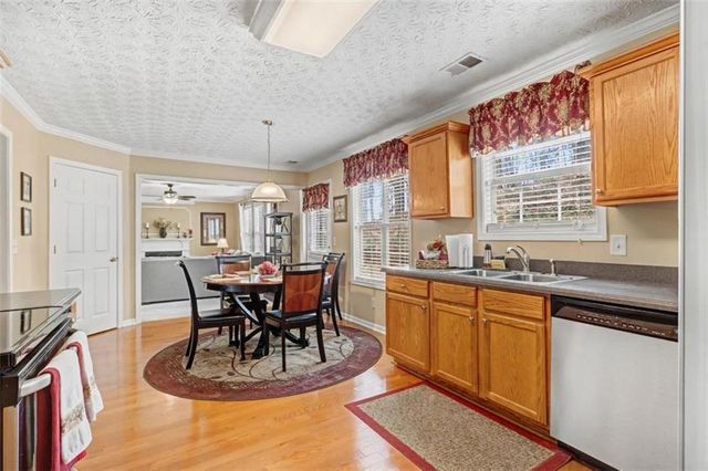 5769 Fairington Farms Court, Lithonia, GA 30038