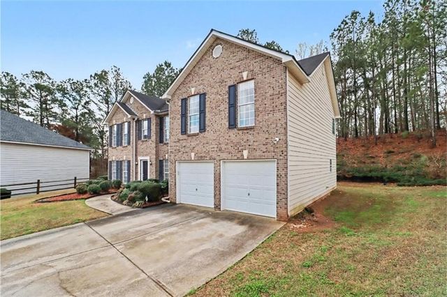 5769 Fairington Farms Court, Lithonia, GA 30038