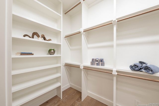 24351 Tres Arroyos, San Antonio, TX 78255